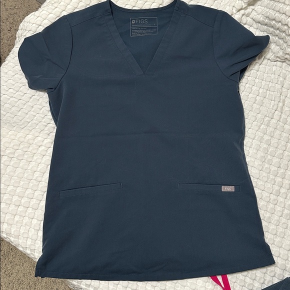 Limited Edition Figs Dark Harbor Scrub Set - Picture 10 of 12